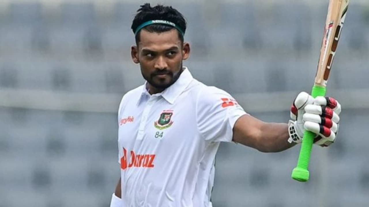 டெஸ்ட் கிரிக்கெட்டில் 2 இன்னிங்ஸிலும் சதம் அடித்த வங்கதேச வீரர் நஜ்முல் ஷாண்டோ வரலாற்று சாதனை! டெஸ்ட் கிரிக்கெட்டில் 2 இன்னிங்ஸிலும் சதம் அடித்த வங்கதேச வீரர் நஜ்முல் ஷாண்டோ வரலாற்று சாதனை!