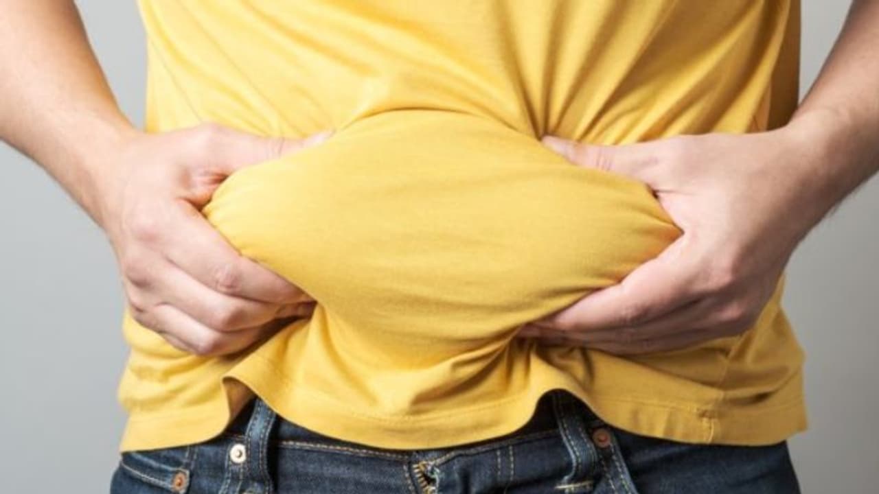 അടിവയർ ഒതുക്കാൻ ഡയറ്റില് ഉള്പ്പെടുത്താം ഈ അഞ്ച് പാനീയങ്ങള്... അടിവയർ ഒതുക്കാൻ ഡയറ്റില് ഉള്പ്പെടുത്താം ഈ അഞ്ച് പാനീയങ്ങള്...