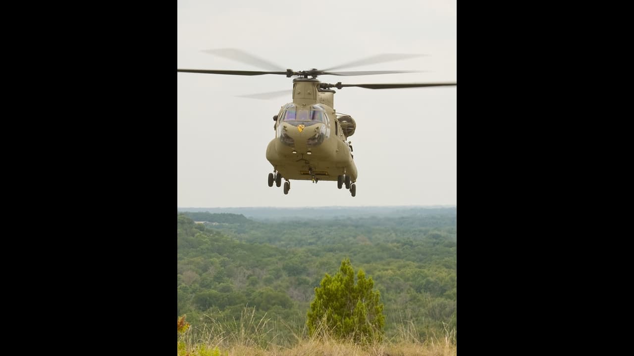 நேபாள சுற்றுலா ஹெலிகாப்டர் எவரெஸ்ட் சிகரத்தில் மோதி விபத்து: 5 மெக்சிகோ சுற்றுலா பயணிகள் பலி