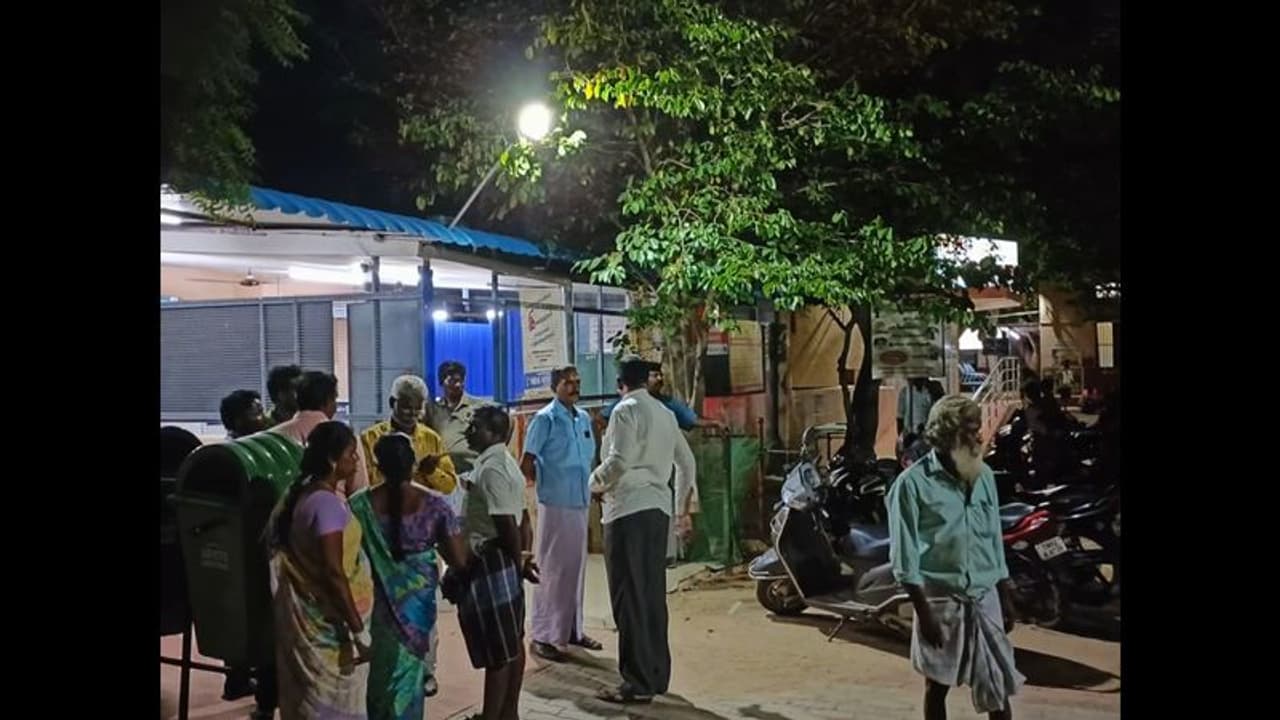 குடித்துவிட்டு மனைவிடம் அடிக்கடி தகராறு; 18 இடங்களில் வெட்டி படுகொலை செய்த இளம் பெண்ணின் சகோதரர் குடித்துவிட்டு மனைவிடம் அடிக்கடி தகராறு; 18 இடங்களில் வெட்டி படுகொலை செய்த இளம் பெண்ணின் சகோதரர்