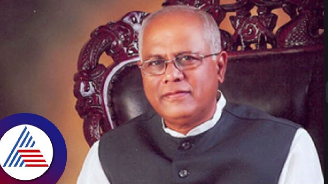 ಶಾಮನೂರು ಶಿವಶಂಕರಪ್ಪ ಏನು ಹೇಳಿದರು ನನಗೆ ಆಶೀರ್ವಾದವೇ ಸಂಸದ ಜಿ ಎಂ ಸಿದ್ದೇಶ್ವರ್ ಶಾಮನೂರು ಶಿವಶಂಕರಪ್ಪ ಏನು ಹೇಳಿದರು ನನಗೆ ಆಶೀರ್ವಾದವೇ ಸಂಸದ ಜಿ ಎಂ ಸಿದ್ದೇಶ್ವರ್