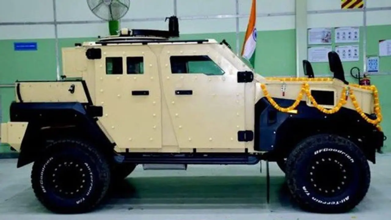 "സിങ്കം സിംഗിളായി വരും.." ഭീകര ശത്രുക്കളുടെ കഥ കഴിക്കാൻ ഇന്ത്യൻ സൈന്യത്തില് ചേര്ന്ന് ഈ മഹീന്ദ്ര ഭീമൻ! "സിങ്കം സിംഗിളായി വരും.." ഭീകര ശത്രുക്കളുടെ കഥ കഴിക്കാൻ ഇന്ത്യൻ സൈന്യത്തില് ചേര്ന്ന് ഈ മഹീന്ദ്ര ഭീമൻ!