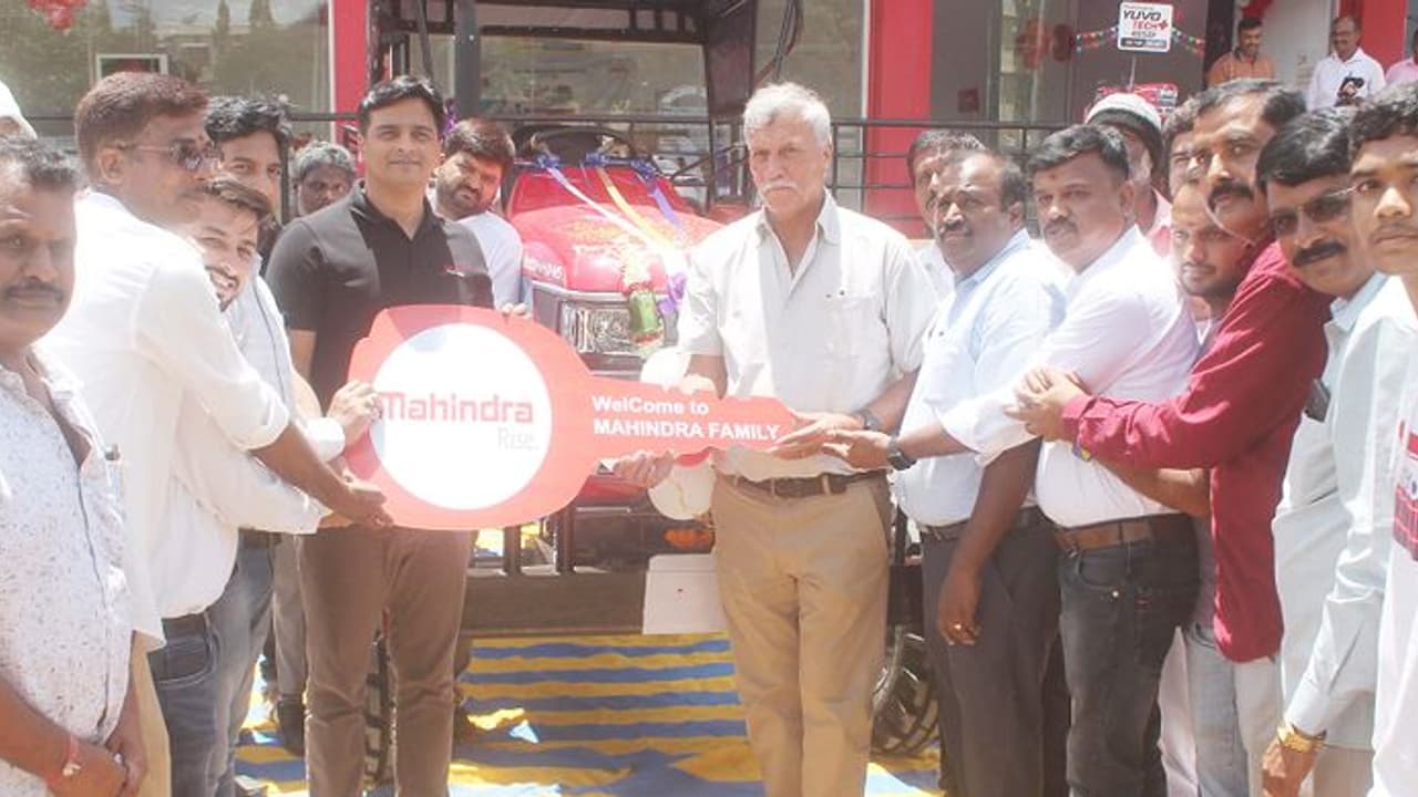 Chamarajanagar: ಕೃಷಿ ನನಗೆ ಒಂದು ಫ್ಯಾಷನ್: ರೋಜರ್ ಬಿನ್ನಿ Chamarajanagar: ಕೃಷಿ ನನಗೆ ಒಂದು ಫ್ಯಾಷನ್: ರೋಜರ್ ಬಿನ್ನಿ