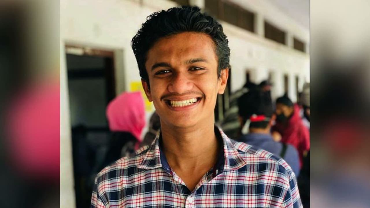 ആരാണ് നിഖില്‍ തോമസ്?എസ്എഫ്ഐയിലെ പെട്ടെന്നുള്ള വളര്‍ച്ച ആരുടെ തണലില്‍ ?പുറത്തേക്കുള്ള വഴി തെളിഞ്ഞതെങ്ങിനെ?