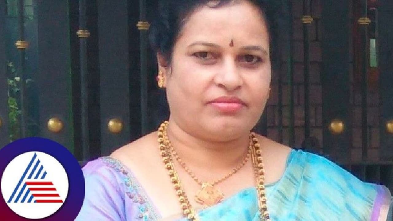 ಮಹಿಳೆ ಬಾಯಿಗೆ ಬಟ್ಟೆ ತುರುಕಿ ಉಸಿರುಗಟ್ಟಿಸಿ ಕೊಲೆ; ನಗದು ಹಣ ದೋಚಿದ ದುಷ್ಕರ್ಮಿಗಳು ಮಹಿಳೆ ಬಾಯಿಗೆ ಬಟ್ಟೆ ತುರುಕಿ ಉಸಿರುಗಟ್ಟಿಸಿ ಕೊಲೆ; ನಗದು ಹಣ ದೋಚಿದ ದುಷ್ಕರ್ಮಿಗಳು