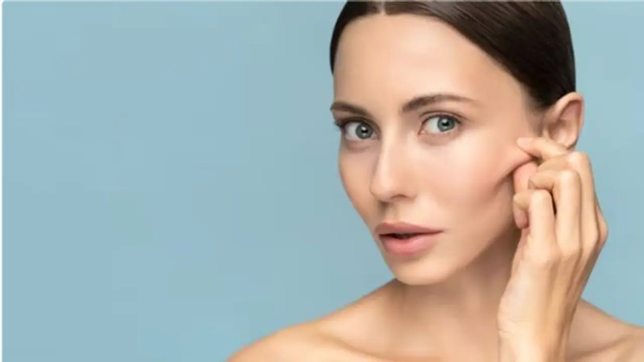  മുഖത്തെ ചുളിവുകൾ മാറാന്‍ ഈ രണ്ട് എണ്ണകള്‍ ഉപയോഗിക്കാം...