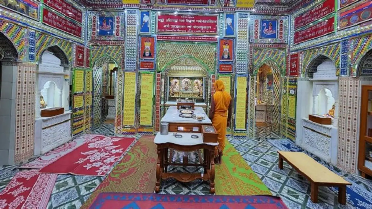 No mini skirts, shorts: Shimla's iconic Jain temple bans entry of devotees in 'revealing' clothes