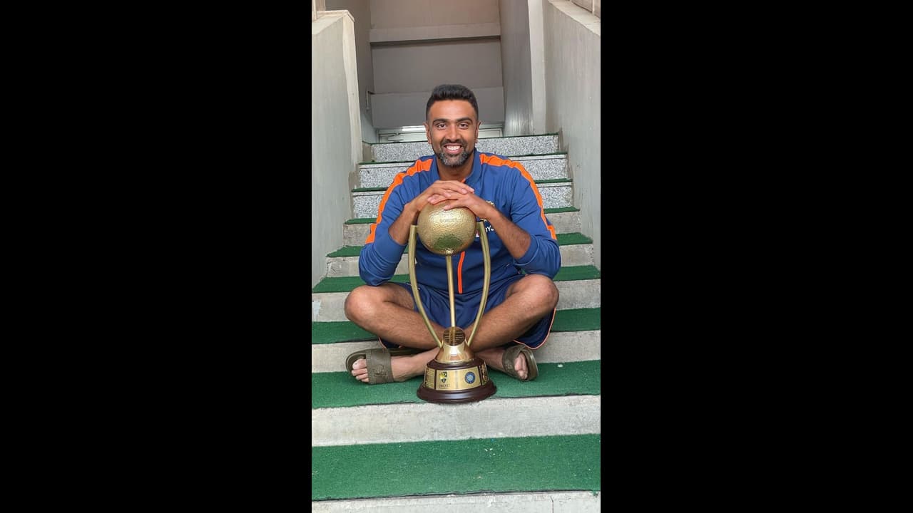 கிரிக்கெட் வாழ்க்கையில், என்னை விட எனது அப்பா தான் அதிகம் பாதிக்கப்பட்டார் – ரவிச்சந்திரன் அஸ்வின்! கிரிக்கெட் வாழ்க்கையில், என்னை விட எனது அப்பா தான் அதிகம் பாதிக்கப்பட்டார் – ரவிச்சந்திரன் அஸ்வின்!