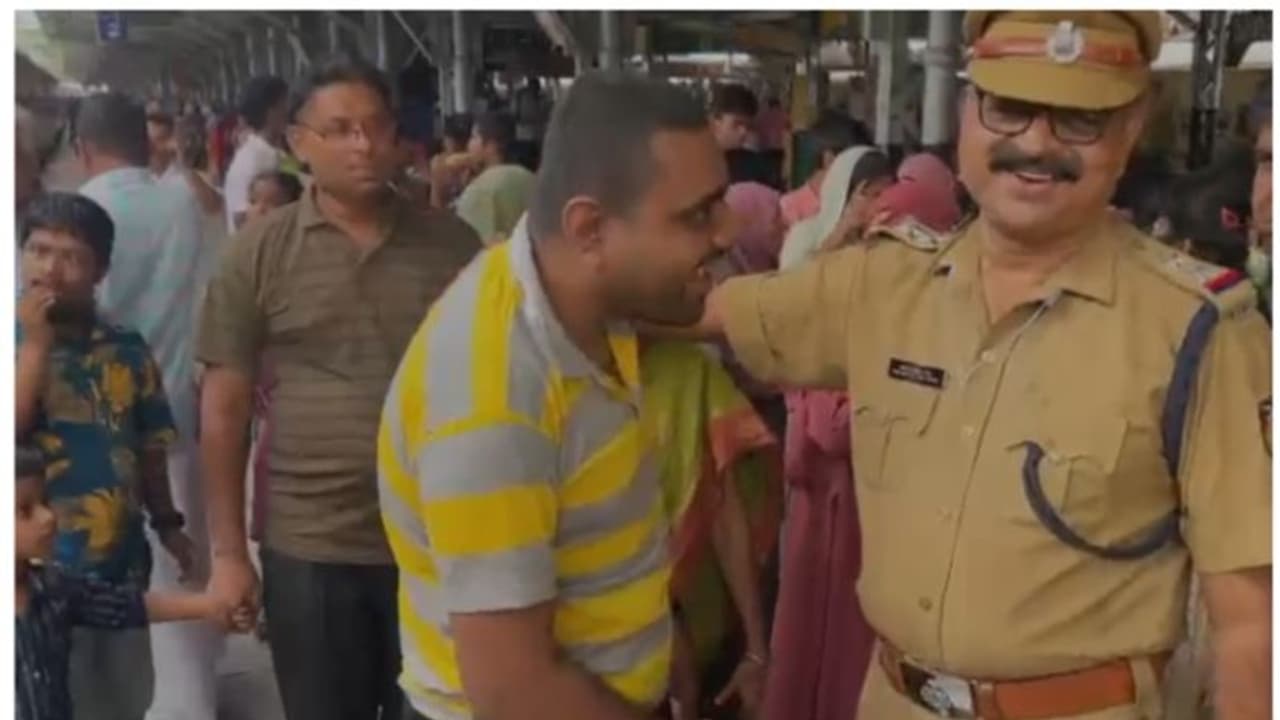 ശാരീരികമായി വെല്ലുവിളികള്‍ നേരിടുന്നവരുടെ മാനസികോല്ലാസത്തിന് ബോധവത്കരണ പരിപാടി നടത്തി റെയില്‍വേ പോലീസ് 