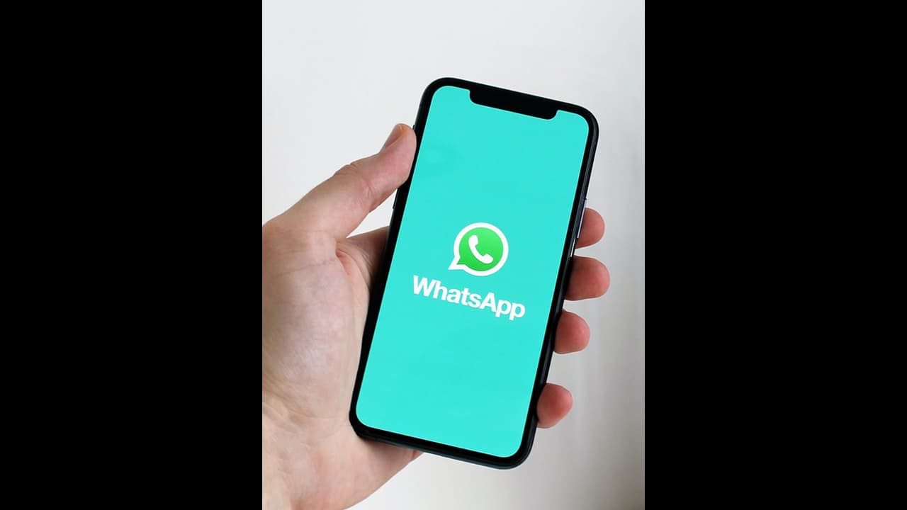 വാട്സ്ആപ്പില് ചിത്രങ്ങളും വീഡിയോകളും അയക്കുന്നവരുടെ ശ്രദ്ധയ്ക്ക്; മാറ്റം വന്നുകഴിഞ്ഞു വാട്സ്ആപ്പില് ചിത്രങ്ങളും വീഡിയോകളും അയക്കുന്നവരുടെ ശ്രദ്ധയ്ക്ക്; മാറ്റം വന്നുകഴിഞ്ഞു