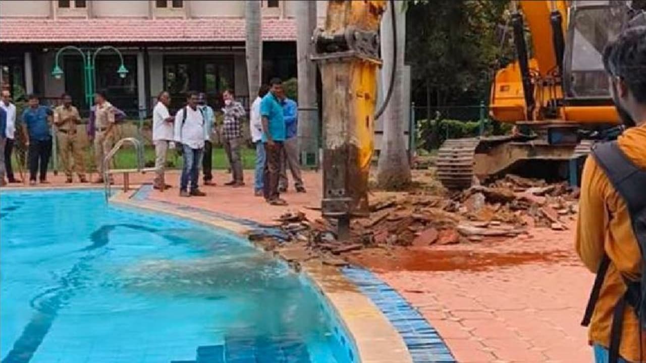 ಒತ್ತುವರಿ ತೆರವಿಗೆ ಮತ್ತೆ ಜೆಸಿಬಿಗಳ ಗರ್ಜನೆ; ಸ್ಥಳಿಯರು ಅಧಿಕಾರಿಗಳ ಮಧ್ಯೆ ವಾಗ್ವಾದ 