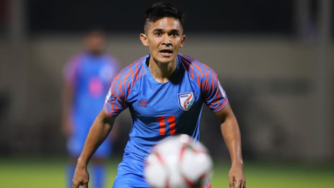 Asian Games 2023: ಭಾರತ ಫುಟ್ಬಾಲ್ ತಂಡದಲ್ಲಿ ಚೆಟ್ರಿ, ಝಿಂಗನ್, ಗುರುಪ್ರೀರ್ಗೆ ಸ್ಥಾನ..! Asian Games 2023: ಭಾರತ ಫುಟ್ಬಾಲ್ ತಂಡದಲ್ಲಿ ಚೆಟ್ರಿ, ಝಿಂಗನ್, ಗುರುಪ್ರೀರ್ಗೆ ಸ್ಥಾನ..!