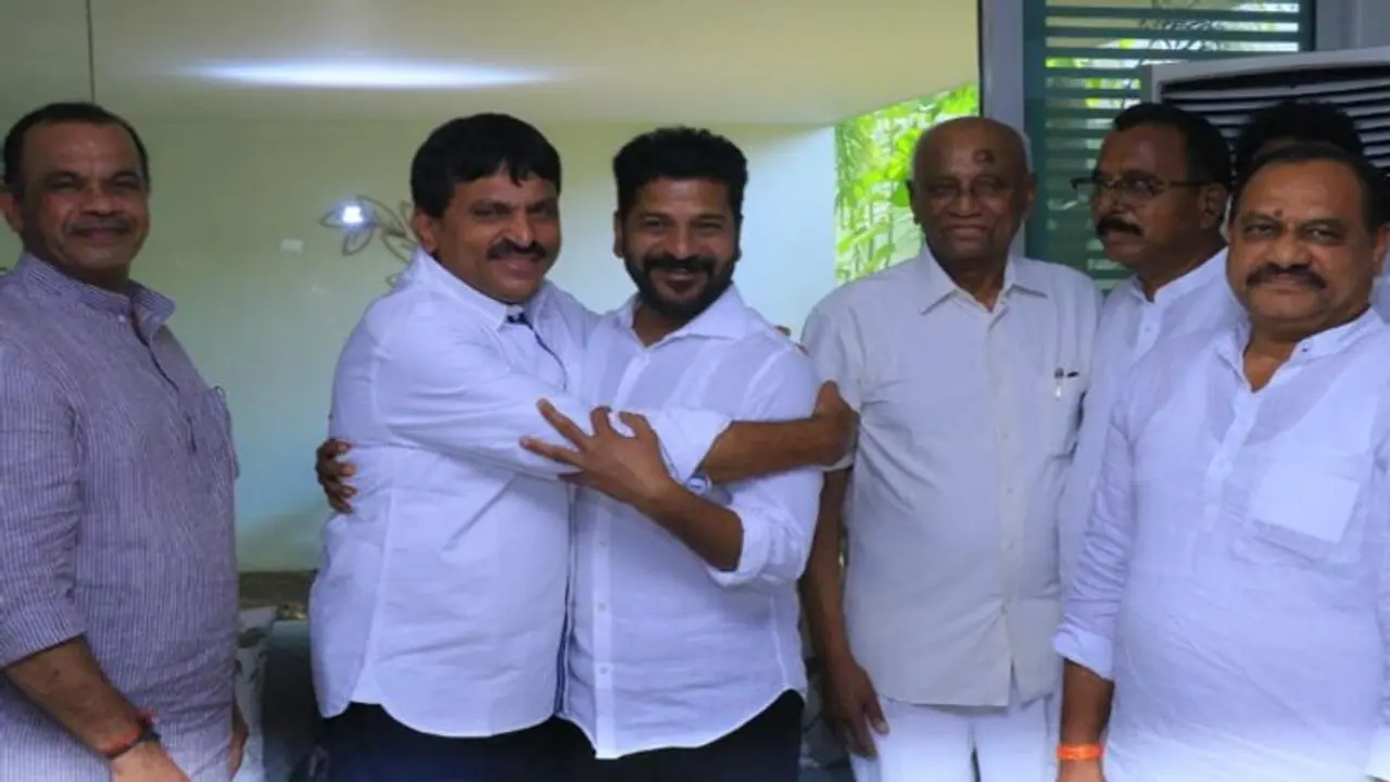 రేవంత్ సెల్ఫ్ గోల్?.. పొంగులేటి వైపు హైకమాండ్ మొగ్గు!