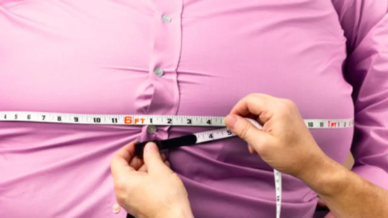 അടിവയറ്റിലെ കൊഴുപ്പിനെ പുറംതള്ളാന്‍ രാത്രി ചോറിന് പകരം കഴിക്കാം ഈ ഭക്ഷണങ്ങള്‍...