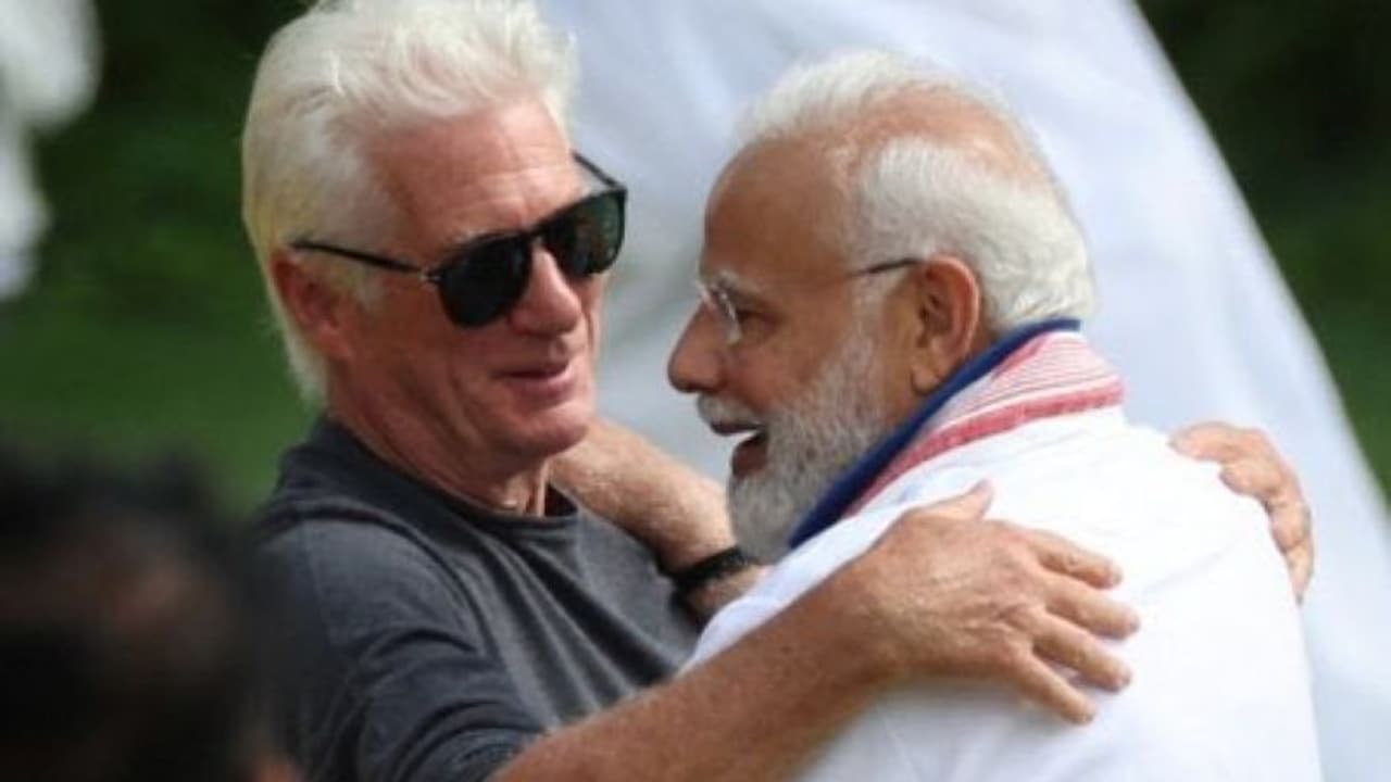 మోడీ భారతీయ సంస్కృతికి ప్రతీక భారత ప్రధానిపై హాలీవుడ్ నటుడు రిచర్డ్ గేర్ ప్రశంసలు