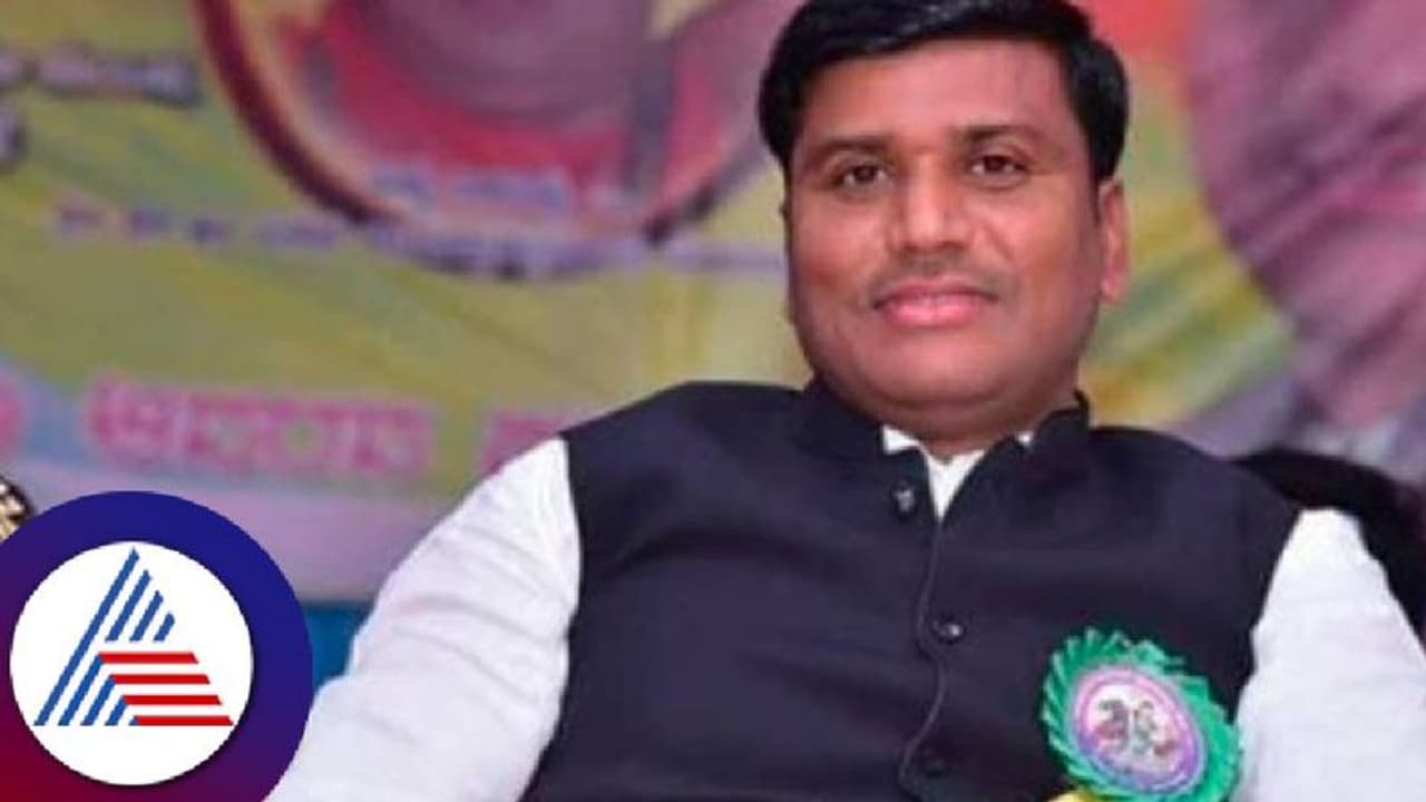 KMF: ಭೀಮಾನಾಯ್ಕಗೆ ಒಲಿದ ಕೆಎಂಎಫ್ ಅಧ್ಯಕ್ಷಗಿರಿ! KMF: ಭೀಮಾನಾಯ್ಕಗೆ ಒಲಿದ ಕೆಎಂಎಫ್ ಅಧ್ಯಕ್ಷಗಿರಿ!