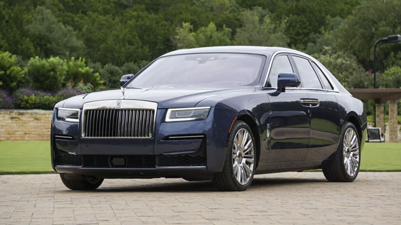 പുതിയ റോൾസ് റോയ്സ് ഗോസ്റ്റ് സീരീസ് ഇന്ത്യയിൽ, വില 8.95 കോടി പുതിയ റോൾസ് റോയ്സ് ഗോസ്റ്റ് സീരീസ് ഇന്ത്യയിൽ, വില 8.95 കോടി