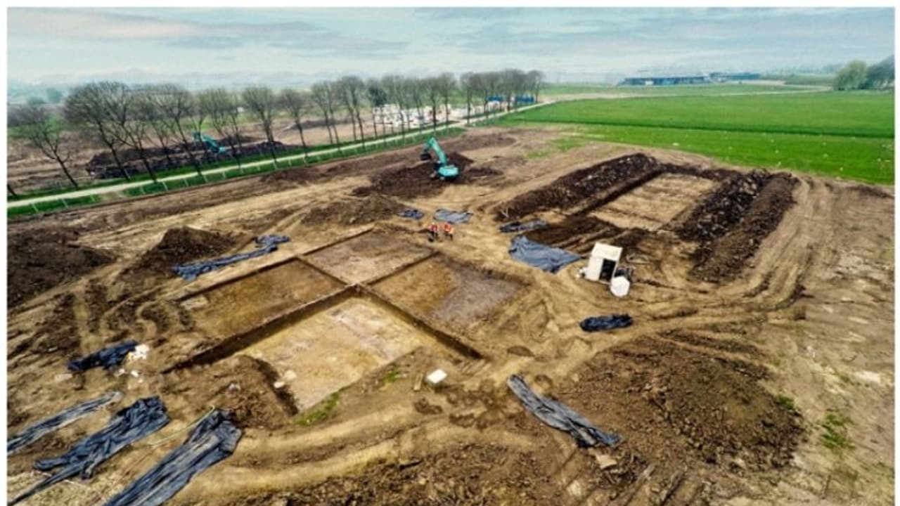 മെസോപ്പോട്ടോമിയയുമായി ബന്ധം, നെതര്ലാന്റില് കണ്ടെത്തിയത് 4000 വര്ഷം പഴക്കമുള്ള മനുഷ്യവാസ കേന്ദ്രം! മെസോപ്പോട്ടോമിയയുമായി ബന്ധം, നെതര്ലാന്റില് കണ്ടെത്തിയത് 4000 വര്ഷം പഴക്കമുള്ള മനുഷ്യവാസ കേന്ദ്രം!