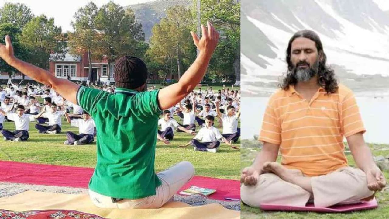 పాకిస్థాన్ లో 'యోగా' ఉద్యమాన్ని ముందుకు తీసుకెళ్తున్న యోగి హైదర్.. ! పాకిస్థాన్ లో 'యోగా' ఉద్యమాన్ని ముందుకు తీసుకెళ్తున్న యోగి హైదర్.. !