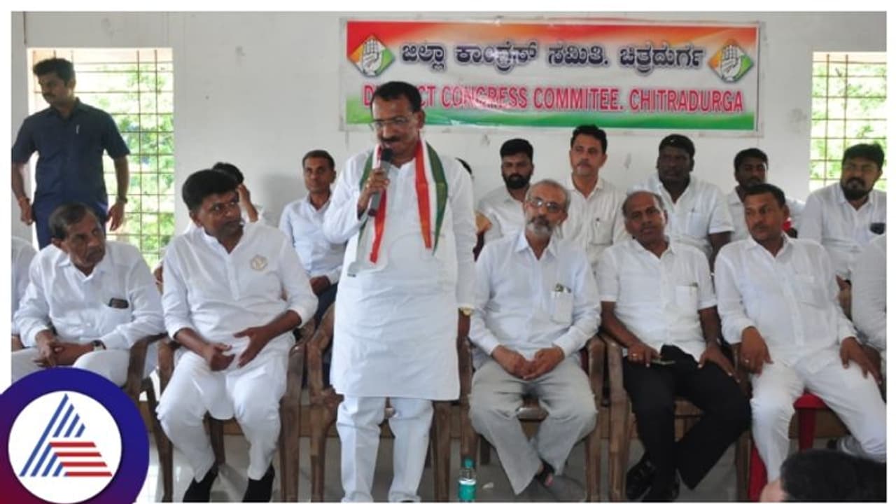 ಸದ್ಯಕ್ಕೆ ಮದ್ಯದ ದರ ಏರಿಕೆ ಇಲ್ಲ: ಅಬಕಾರಿ ಸಚಿವ ಆರ್.ಬಿ ತಿಮ್ಮಾಪುರ ಸದ್ಯಕ್ಕೆ ಮದ್ಯದ ದರ ಏರಿಕೆ ಇಲ್ಲ: ಅಬಕಾರಿ ಸಚಿವ ಆರ್.ಬಿ ತಿಮ್ಮಾಪುರ