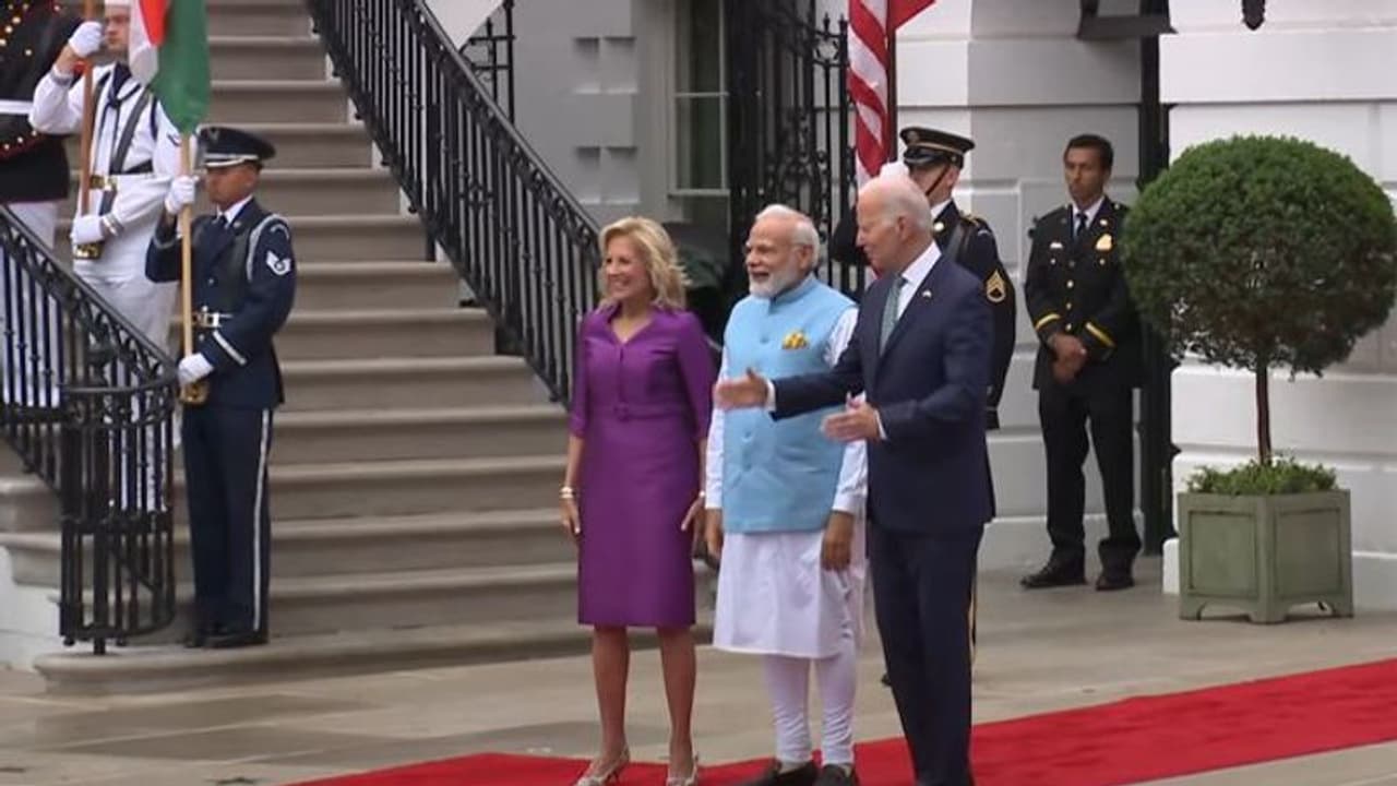 Bidens welcome PM Modi into White House; Indian Americans throng South Lawns (WATCH)