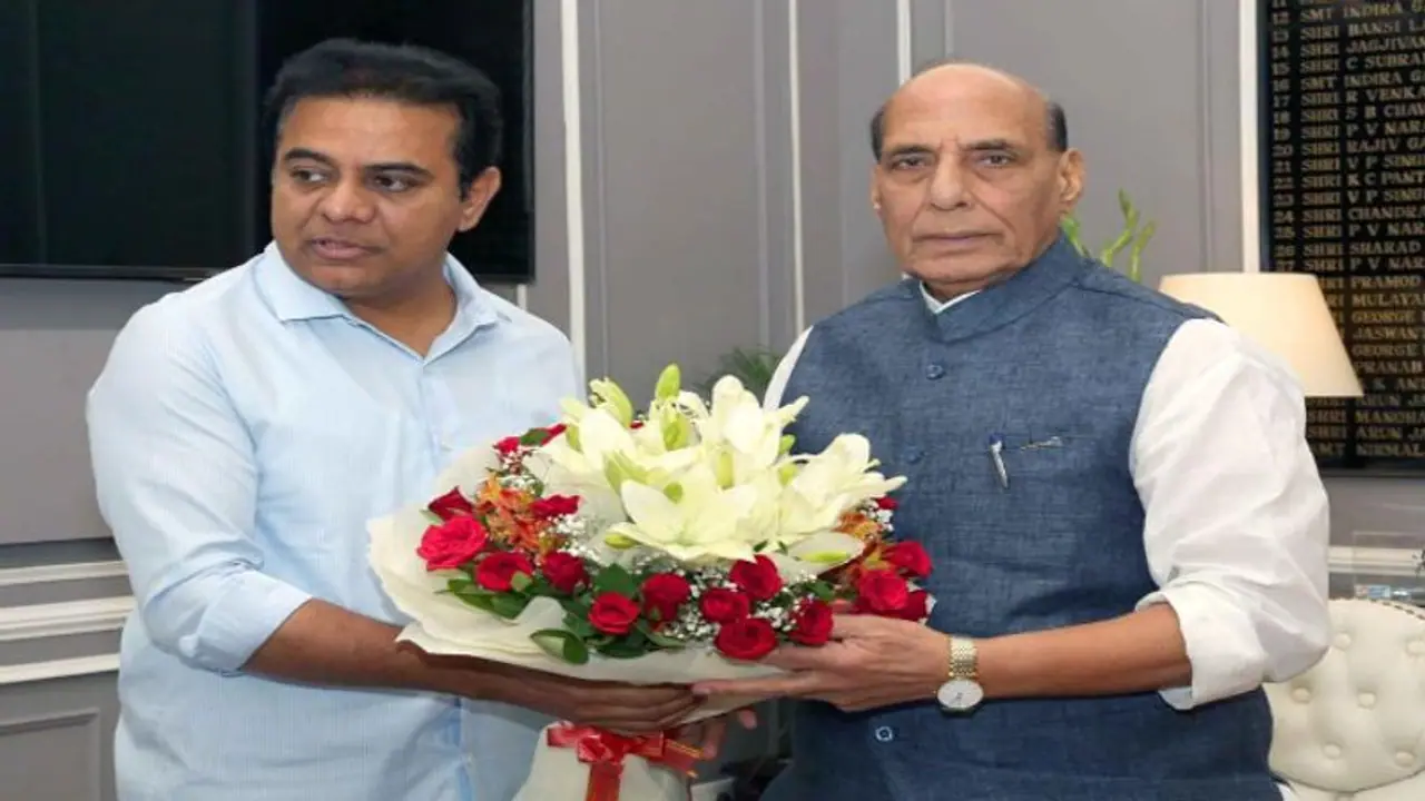 రాజ్నాథ్ సింగ్కు నాలుగు రిక్వెస్ట్లు ఇచ్చాం.. ఇప్పటికైనా సాయం చేస్తే సంతోషిస్తాం: కేటీఆర్ రాజ్నాథ్ సింగ్కు నాలుగు రిక్వెస్ట్లు ఇచ్చాం.. ఇప్పటికైనా సాయం చేస్తే సంతోషిస్తాం: కేటీఆర్