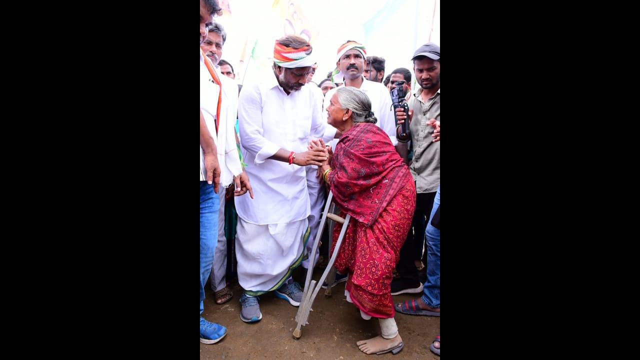 ఖమ్మంలో భట్టి పాదయాత్ర ముగింపు సభకి భారీ ఏర్పాట్లు.. 100 ఎకరాల్లో బహిరంగ సభ.. ఖమ్మంలో భట్టి పాదయాత్ర ముగింపు సభకి భారీ ఏర్పాట్లు.. 100 ఎకరాల్లో బహిరంగ సభ..