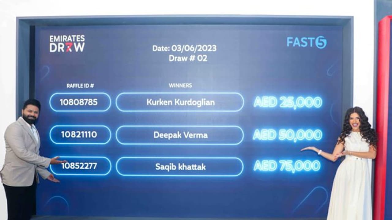 എമിറേറ്റ്സ് ഡ്രോ FAST5 പാക് പ്രവാസിയുടെ ജീവിതം മാറ്റിമറിച്ചപ്പോൾ എമിറേറ്റ്സ് ഡ്രോ FAST5 പാക് പ്രവാസിയുടെ ജീവിതം മാറ്റിമറിച്ചപ്പോൾ