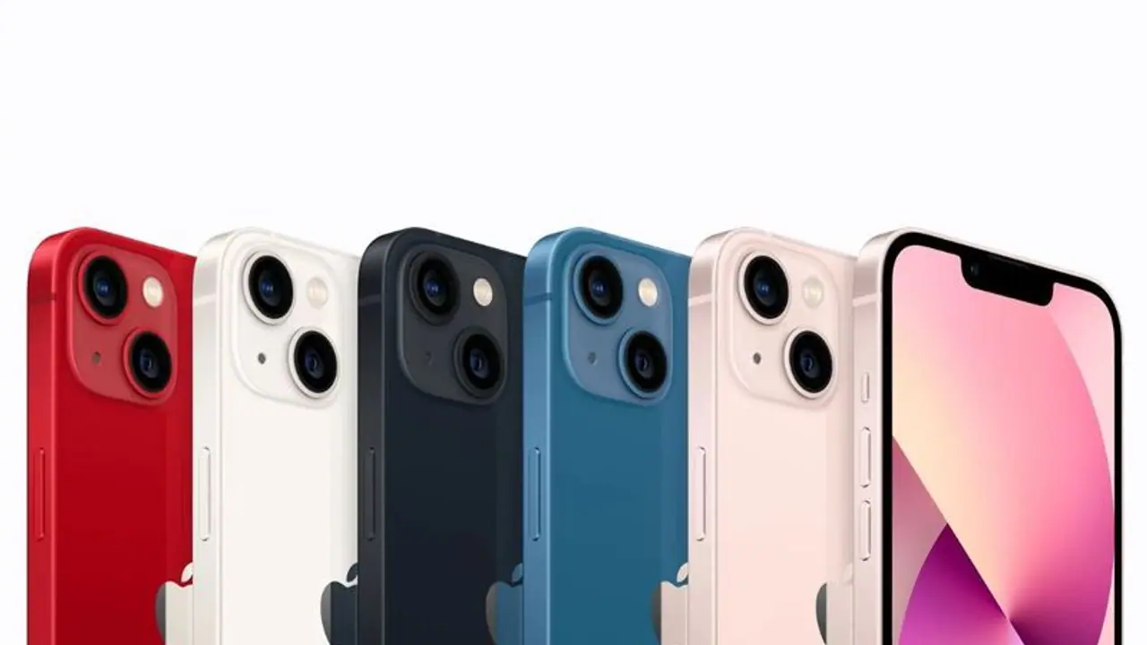 ഐഫോൺ സ്വന്തമാക്കാന് ആഗ്രഹിക്കുന്നവര്ക്ക് സന്തോഷ വാര്ത്ത.! ഐഫോൺ സ്വന്തമാക്കാന് ആഗ്രഹിക്കുന്നവര്ക്ക് സന്തോഷ വാര്ത്ത.!