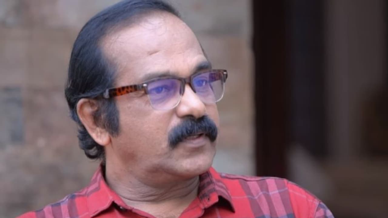 'ഇത്ര നല്ല കഥാപാത്രം ലഭിക്കുമെന്ന് ഒരിക്കലും കരുതിയില്ല', മനസ് തുറന്ന് 'വാനമ്പാടി'യിലെ ചന്ദ്രേട്ടൻ 'ഇത്ര നല്ല കഥാപാത്രം ലഭിക്കുമെന്ന് ഒരിക്കലും കരുതിയില്ല', മനസ് തുറന്ന് 'വാനമ്പാടി'യിലെ ചന്ദ്രേട്ടൻ