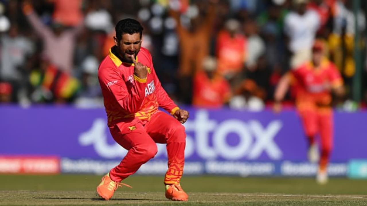 റണ്‍മല 'റാസ'; വെസ്റ്റ് ഇന്‍ഡീസിനെ മലർത്തിയടിച്ച് സിംബാബ്‍വെ!