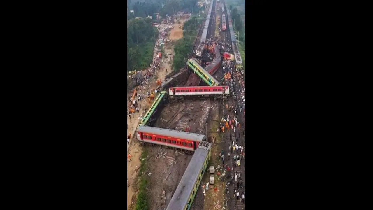 ஒடிசா ரயில் விபத்துக்கு தவறான சிக்னல் கொடுத்தது தான் காரணம்: ரயில்வே ஆணையம் அறிக்கை ஒடிசா ரயில் விபத்துக்கு தவறான சிக்னல் கொடுத்தது தான் காரணம்: ரயில்வே ஆணையம் அறிக்கை