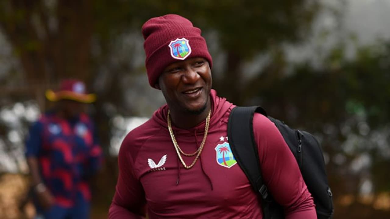 'അല്ലെങ്കിലും വെസ്റ്റ് ഇന്ഡീസ് ജയിക്കാന് യോഗ്യരല്ല'; തോല്വിയില് കടന്നാക്രമിച്ച് ഡാരന് സമി 'അല്ലെങ്കിലും വെസ്റ്റ് ഇന്ഡീസ് ജയിക്കാന് യോഗ്യരല്ല'; തോല്വിയില് കടന്നാക്രമിച്ച് ഡാരന് സമി