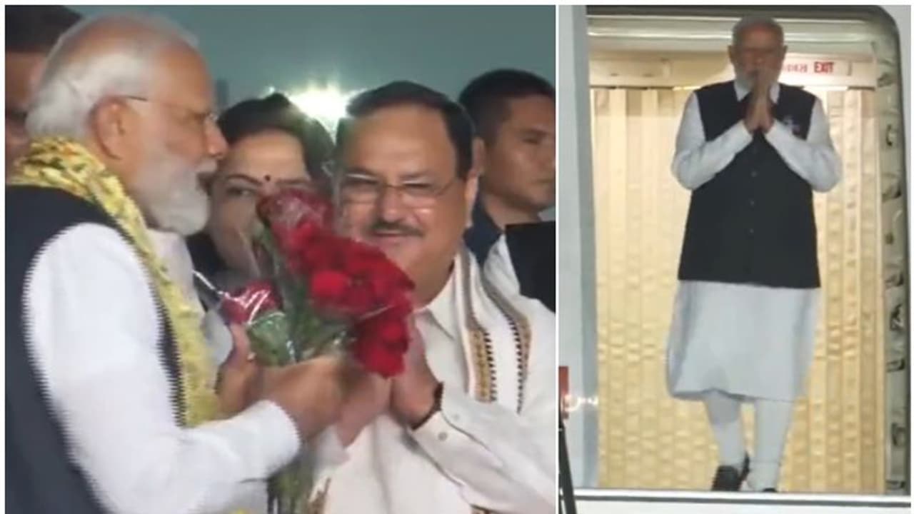 ഇന്ത്യയിൽ എന്തുണ്ട് വിശേഷങ്ങള്? യുഎസിൽ നിന്ന് തിരിച്ചെത്തിയ പ്രധാനമന്ത്രി മോദിയുടെ ചോദ്യം, മറുപടി ഇങ്ങനെ ഇന്ത്യയിൽ എന്തുണ്ട് വിശേഷങ്ങള്? യുഎസിൽ നിന്ന് തിരിച്ചെത്തിയ പ്രധാനമന്ത്രി മോദിയുടെ ചോദ്യം, മറുപടി ഇങ്ങനെ