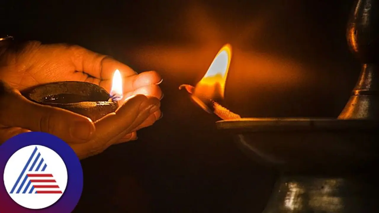 நாளை ஆடி மாத தேய்பிறை அஷ்டமி: பைரவருக்கு 'இந்த' 1 விளக்கு ஏற்றி வழிபடுங்க.. கடன் தொல்லை நீங்கும்!