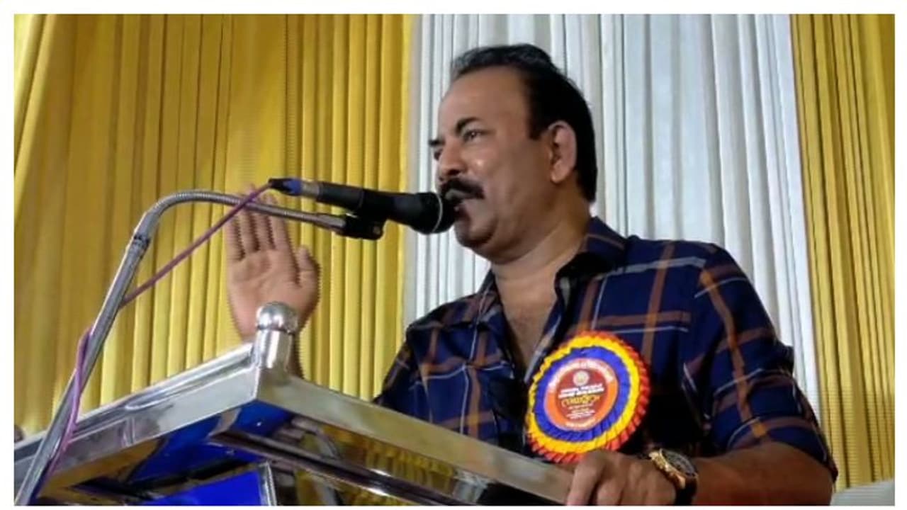 'ഹേമ കമ്മിറ്റിയിൽ നടപടി എടുക്കേണ്ടത് സർക്കാർ, മൊഴി നൽകിയവരോട് സർക്കാർ നീതി കാണിക്കണം': മേജർ രവി 'ഹേമ കമ്മിറ്റിയിൽ നടപടി എടുക്കേണ്ടത് സർക്കാർ, മൊഴി നൽകിയവരോട് സർക്കാർ നീതി കാണിക്കണം': മേജർ രവി