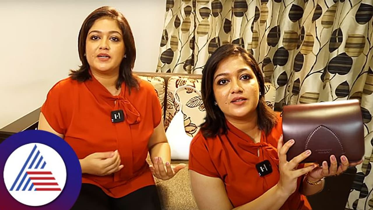 ಚಿನ್ನದ ಬೆಲೆ ಗಗನ ಮುಟ್ಟಿದರೂ ಬ್ಯಾಗ್ಮೇಲೆ MR ಕೆತ್ತಿಸಿಕೊಂಡ ಮೇಘನಾ ರಾಜ್! ಚಿನ್ನದ ಬೆಲೆ ಗಗನ ಮುಟ್ಟಿದರೂ ಬ್ಯಾಗ್ಮೇಲೆ MR ಕೆತ್ತಿಸಿಕೊಂಡ ಮೇಘನಾ ರಾಜ್!