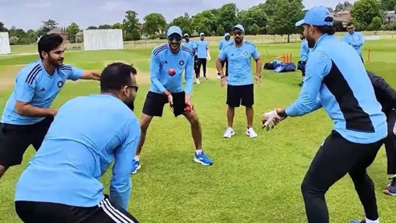 5ஆவது பவுலராக யாருக்கு வாய்ப்பு? முகேஷ் குமார், நவ்தீப் சைனி, ஜெயதேவ் உனத்கட் கடும் போட்டி! 5ஆவது பவுலராக யாருக்கு வாய்ப்பு? முகேஷ் குமார், நவ்தீப் சைனி, ஜெயதேவ் உனத்கட் கடும் போட்டி!