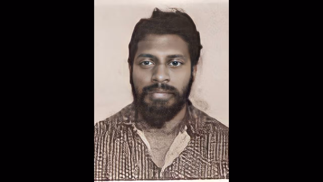 கொலை வழக்கில் தேடப்பட்டு வந்த பிரபல ரவுடி தில்லி கைது.. கோவை போலீசார் அதிரடி நடவடிக்கை.. கொலை வழக்கில் தேடப்பட்டு வந்த பிரபல ரவுடி தில்லி கைது.. கோவை போலீசார் அதிரடி நடவடிக்கை..