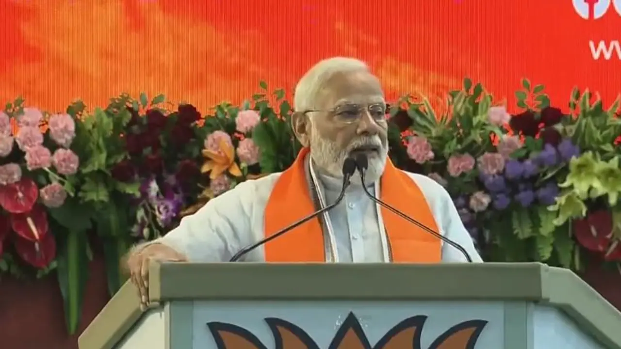 భయపడే వ్యక్తి మోడీ కాలేడు రాయ్ పూర్ విజయ్ సంకల్ప్ ర్యాలీలో ప్రధాని.. కాంగ్రెస్ పై ఫైర్