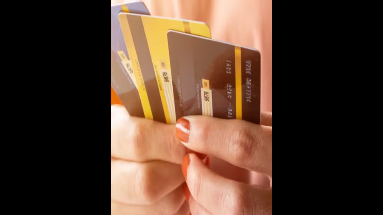 മൊബൈൽ നമ്പർ പോലെ ഇനി ക്രെഡിറ്റ്, ഡെബിറ്റ് കാർഡുകളും പോർട്ട് ചെയ്യാം, തീയതി പ്രഖ്യാപിച്ചു