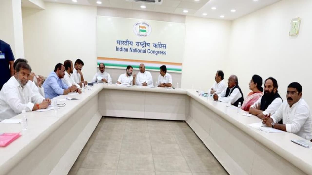 Congress Strategy: తెలంగాణలో కర్ణాటక ఫార్ములా.. హైకమాండ్ సూచించిన ఐదు ముఖ్యమైన పాయింట్లు ఇవే