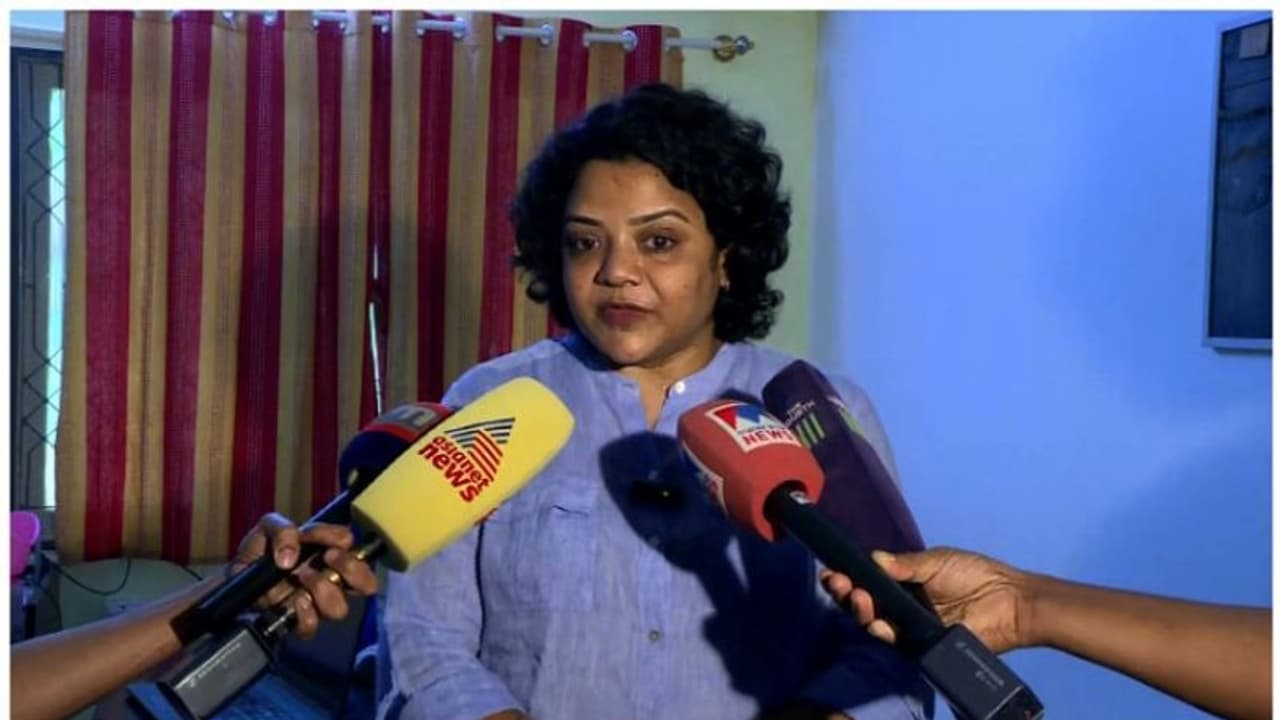 ഫാരിസ് ശോഭ ഭൂമിയിടപാട് കേന്ദ്ര ഏജന്‍സി അന്വേഷിക്കണം; 552 കോടിയോളം വിദേശത്തേക്ക് കടത്തിയെന്ന് 'ലീഡ്' എഡിറ്റർ 