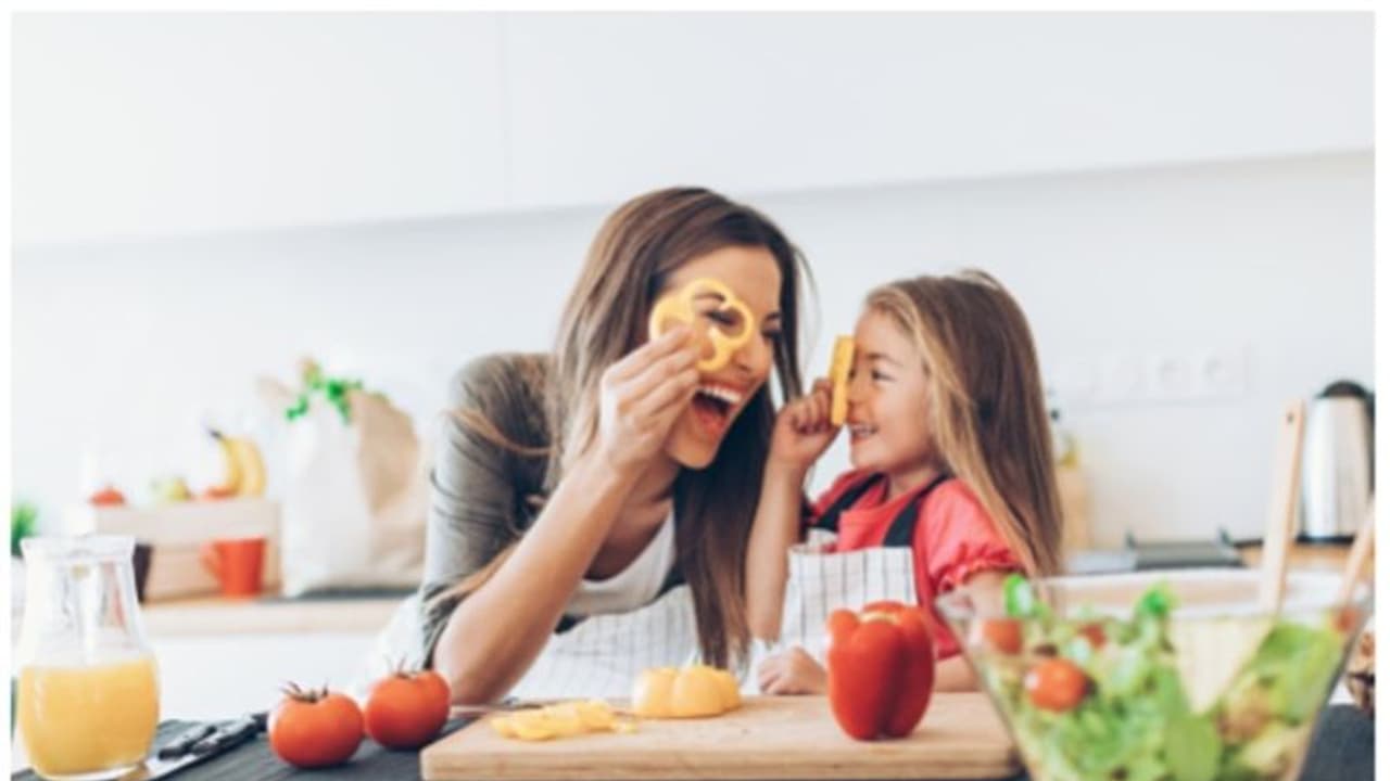 ഈ 'സൂപ്പർ‌ ഫുഡ്' കുട്ടികളിൽ ബുദ്ധി വളർച്ചയ്ക്കും പ്രതിരോധശേഷി കൂട്ടാനും സഹായിക്കും, ഏതാണ് ആ ഭക്ഷണം എന്നല്ലേ?