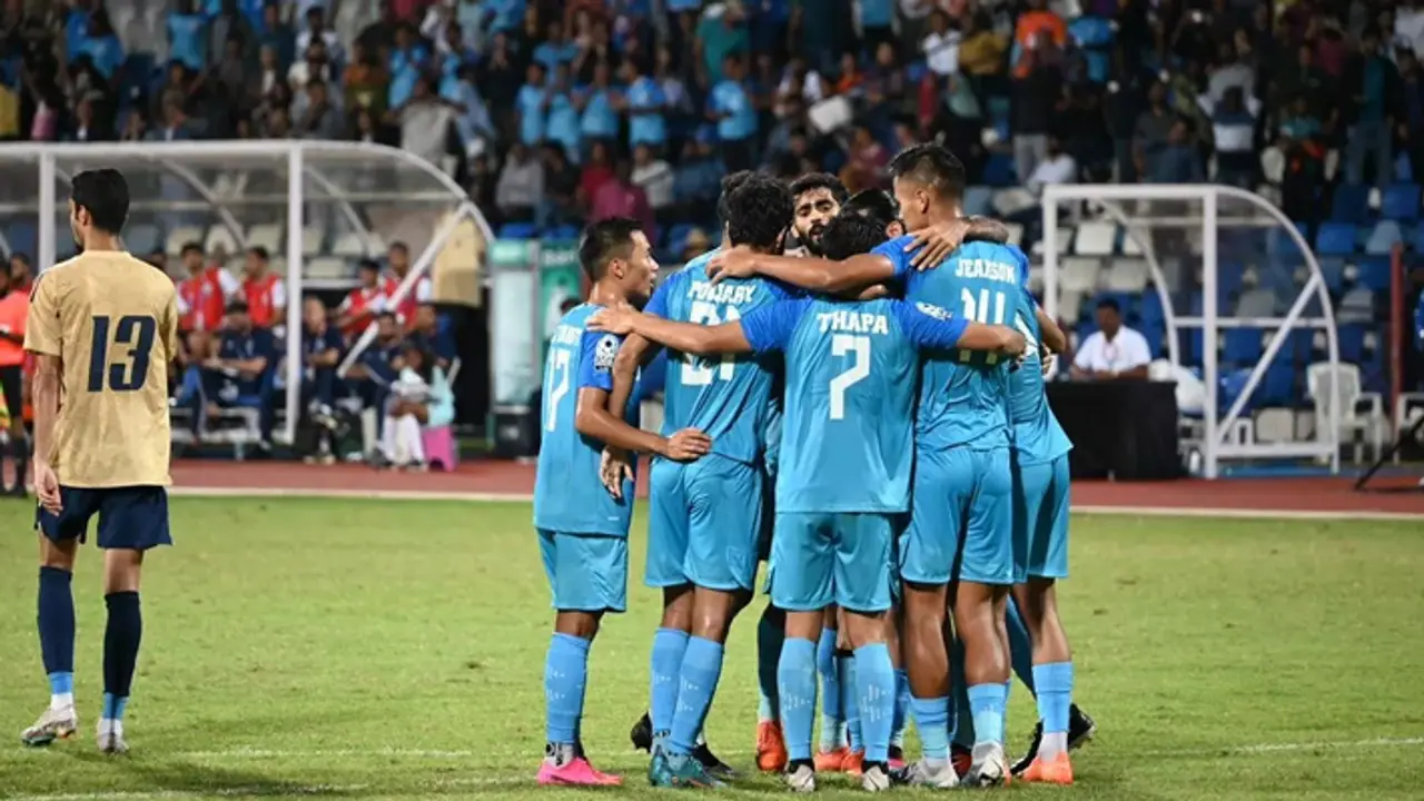 India clinch 9th SAFF Championship title with win over Kuwait; fans applaud Blue Tigers India clinch 9th SAFF Championship title with win over Kuwait; fans applaud Blue Tigers
