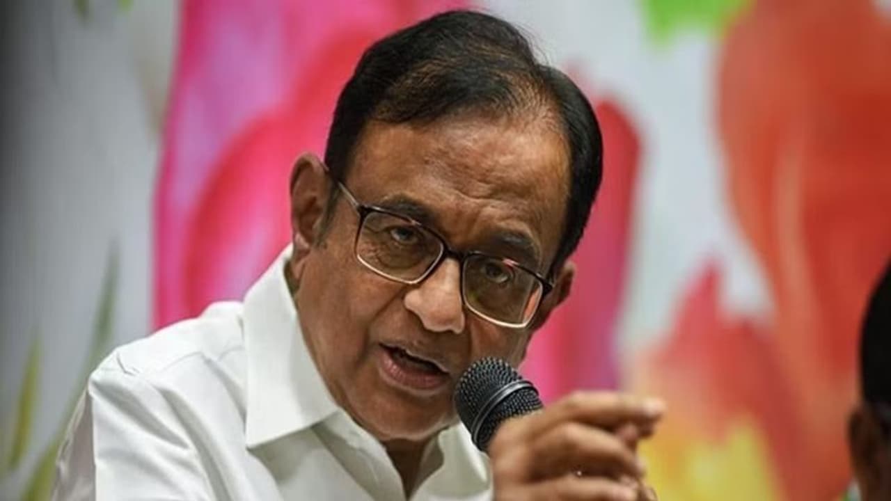 பொது சிவில் சட்டத்தை மக்கள் மீது திணிக்க முடியாது: ப.சிதம்பரம் சாடல்!