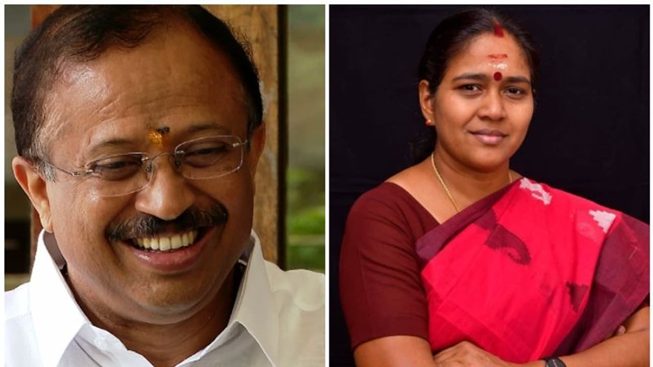 ശോഭ സുരേന്ദ്രനെ വെട്ടി? ആറ്റിങ്ങല് മണ്ഡലത്തില് സ്ഥാനാര്ത്ഥിയാകാന് വി മുരളീധരന് ശോഭ സുരേന്ദ്രനെ വെട്ടി? ആറ്റിങ്ങല് മണ്ഡലത്തില് സ്ഥാനാര്ത്ഥിയാകാന് വി മുരളീധരന്