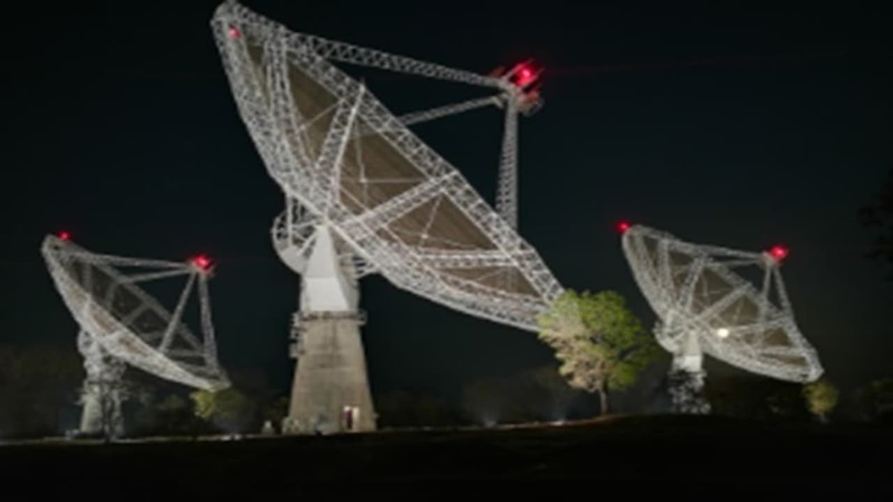 பிரபஞ்சத்தின் இடைவிடாத ஓசை: ஐஐடி ரூர்க்கி ஆய்வாளர்கள் பங்களிப்பு! பிரபஞ்சத்தின் இடைவிடாத ஓசை: ஐஐடி ரூர்க்கி ஆய்வாளர்கள் பங்களிப்பு!