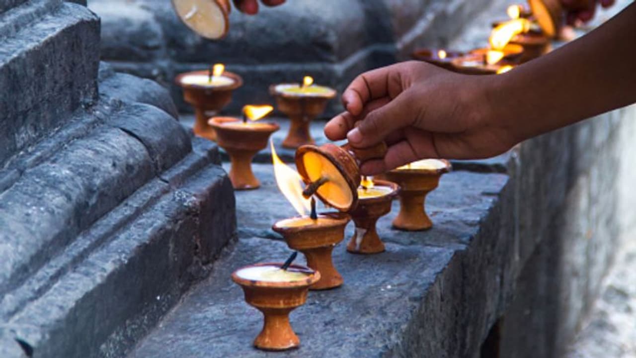 15 വര്‍ഷം മുന്‍പ് സ്വയം നിര്‍മ്മിച്ച കല്ലറയില്‍ 96ാം വയസില്‍ സിദ്ദപ്പക്ക് അന്ത്യവിശ്രമം