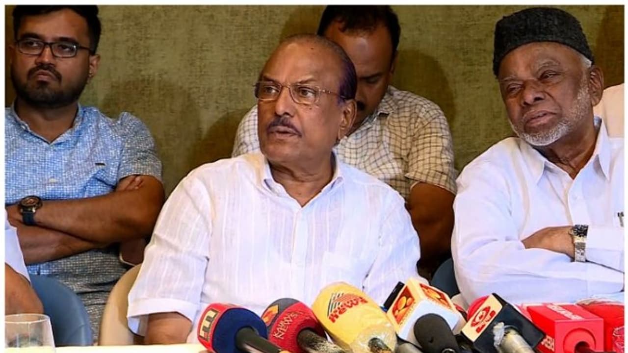  ഏക സിവിൽ കോഡ് നടപ്പിലാക്കാനാകില്ലെന്ന് കുഞ്ഞാലിക്കുട്ടി; ഓപ്പറേഷൻ തിയേറ്ററിലെ ഹിജാബിൽ പ്രതികരണം പിന്നീട്